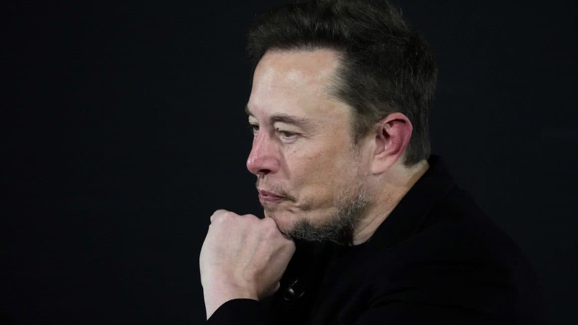 💰 xAI, la startup d'Elon Musk, connaît des diffic