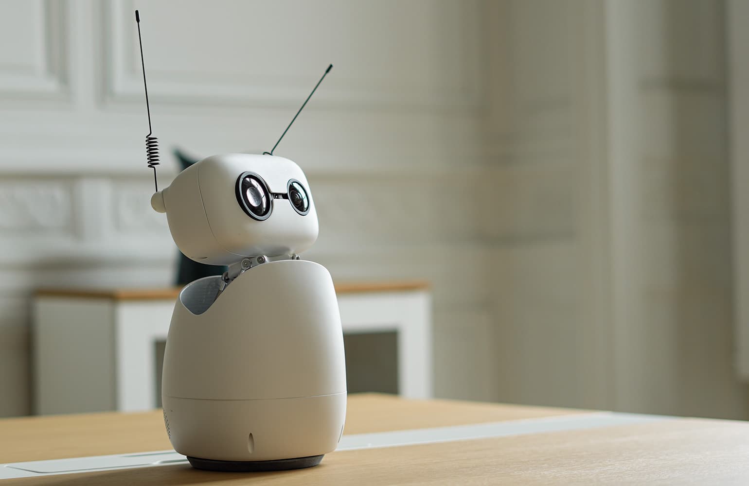 🤖 Reachy Mini programmé en moins d'une heure, sans une ligne de code — l'IA écrit tout.
